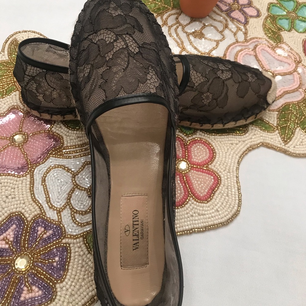 ◾️SOLD◾️Valentino ~ Lace Espadrilles